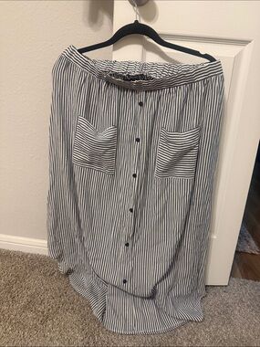 BloomChic Black and White Striped Button-Front Maxi Skirt